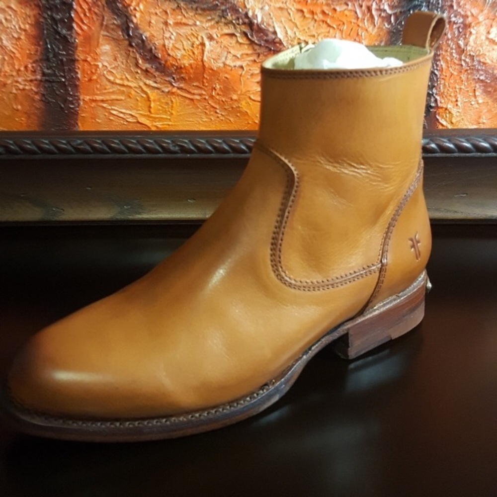 Frye Danielle Short Bootie